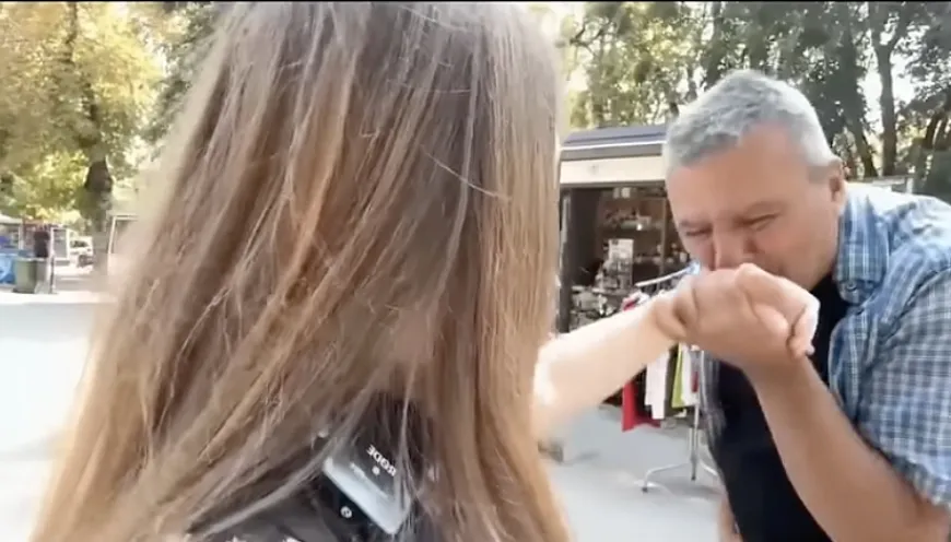 Rus Yayıncının bir Türk tarafından tacize uğradığı an!
