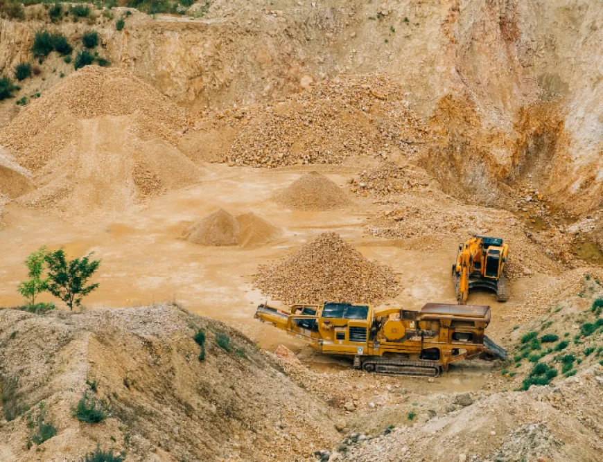 Ukrayna savaşta ama henüz satmadı. Biz çoktan sattık!