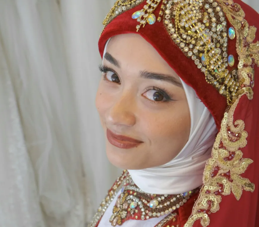 İngiltere’den Yeni Göçmenlik Planı: Mücevherlere el konulabilecek ve Ailelere Ülkeyi Terk Etmeleri İçin Para Teklifi